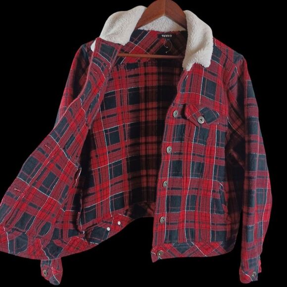 Torrid Jacket 1X Buffalo Plaid Sherpa Collar Red Black Trucker Style Crop Cozy - Picture 6 of 8